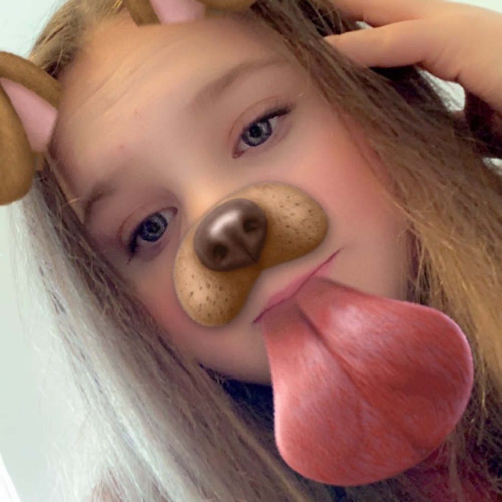 Meet your Posher, Ava